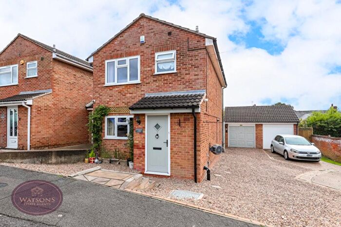 3 Bedroom Detached House For Sale In Ambleside Drive, Eastwood, Nottingham, NG16