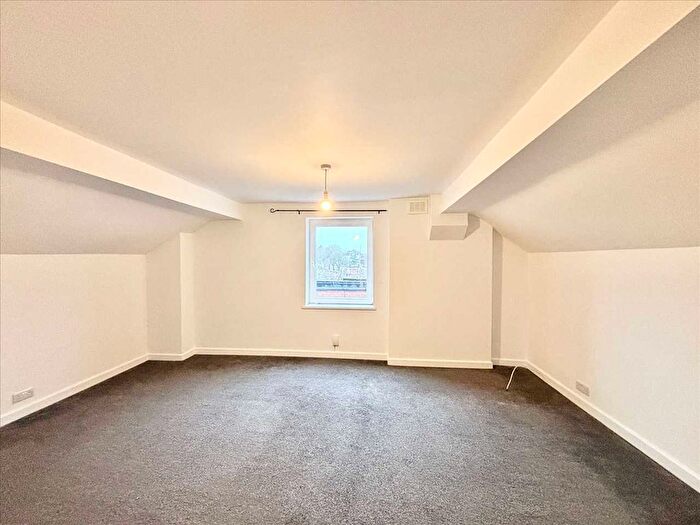 2 Bedroom Flat To Rent In Urban Rd, Kirby In Ashfield, NG17