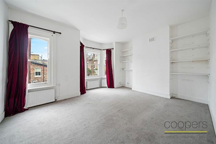 1 Bedroom Flat To Rent In Combermere Road, London, SW9