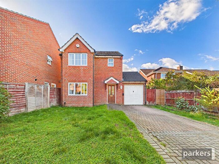 3 Bedroom Detached House For Sale In Arne Close, Reading Road, Winnersh, Wokingham, RG41