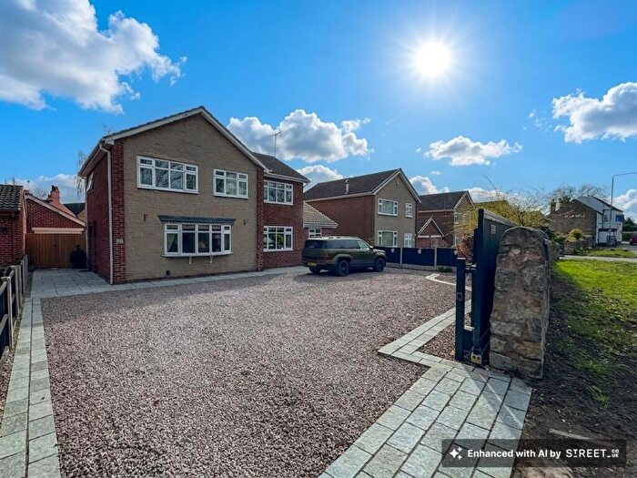 4 Bedroom Detached House For Sale In High Road, Carlton-In-Lindrick, S81