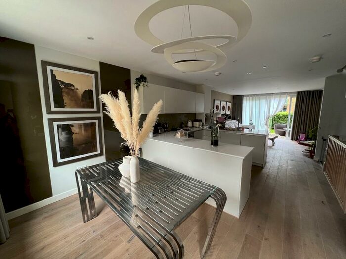 3 Bedroom Town House To Rent In Ottley Drive, London, SE3