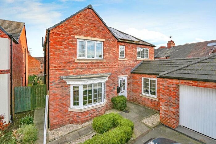 4 Bedroom Detached House For Sale In Scholars Drive, Hull, East Riding Of Yorkshire, HU5