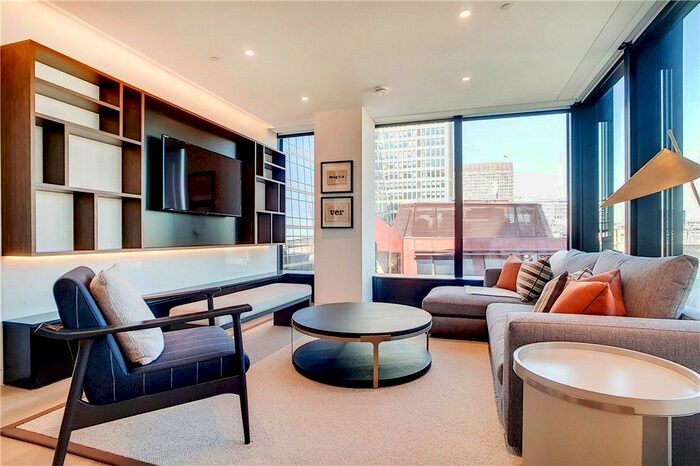 2 Bedroom Flat To Rent In Buckingham Gate, London, SW1E