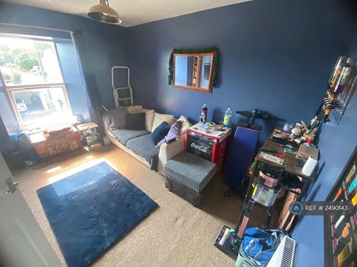 1 Bedroom Flat To Rent In Tregonissey Road, St Austell, PL25