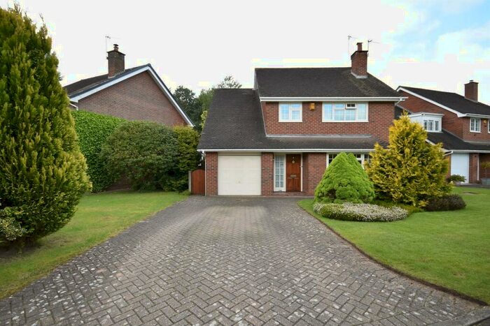 4 Bedroom Detached House For Sale In Woodland Close, Chelford, Macclesfield, SK11