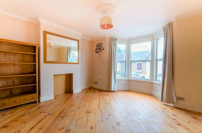 2 Bedroom Flat To Rent In Napier Road, , Tottenham, London, N17