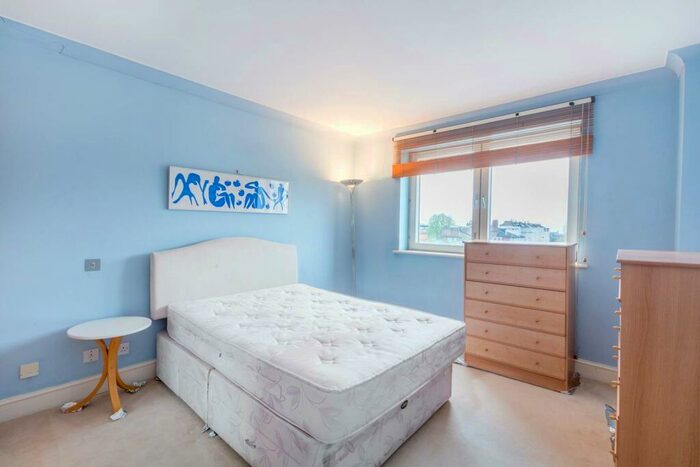 2 Bedroom Flat To Rent In Abbey Road, St John's Wood, London, NW8