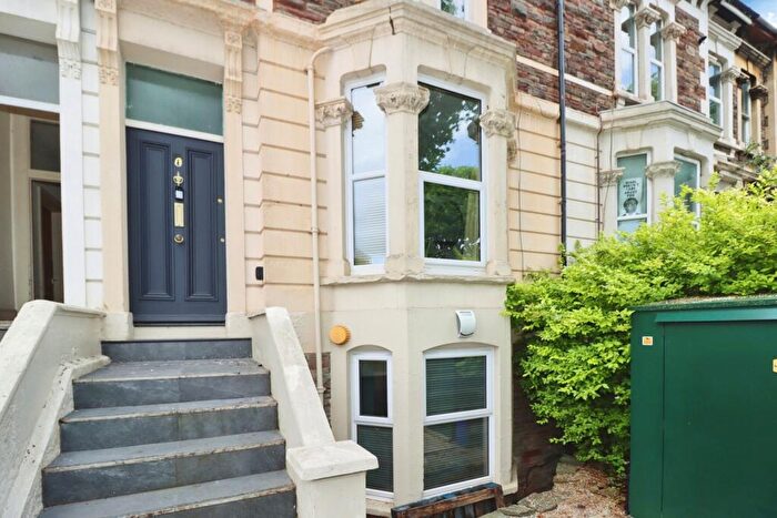 1 Bedroom Flat For Sale In Fishponds Road, Eastville, Bristol, BS5