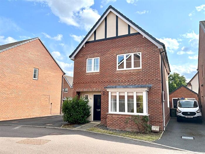 4 Bedroom Detached House For Sale In Harebell Road, NR17