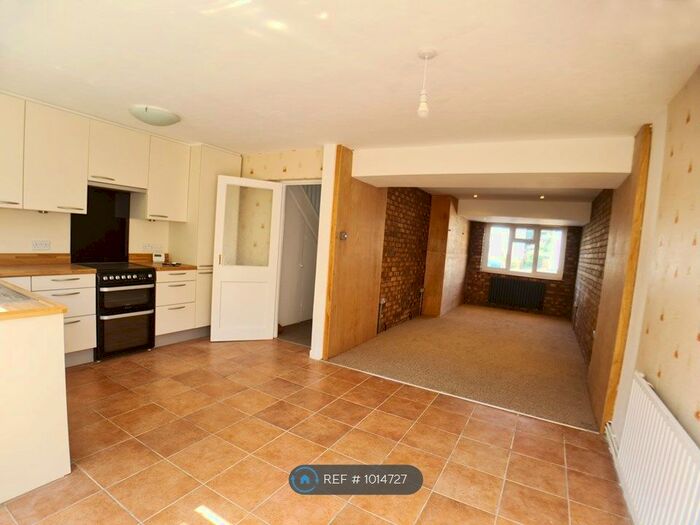 4 Bedroom Terraced House To Rent In West Road, Sawbridgeworth, CM21
