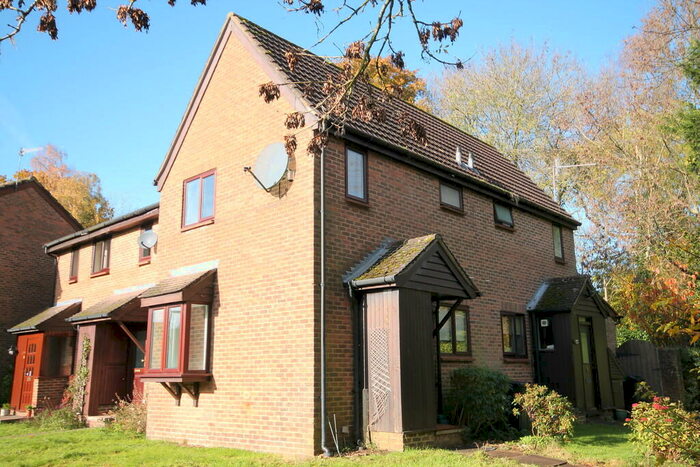 1 Bedroom Semi-Detached House To Rent In Honeysuckle Lane, North Holmwood, RH5