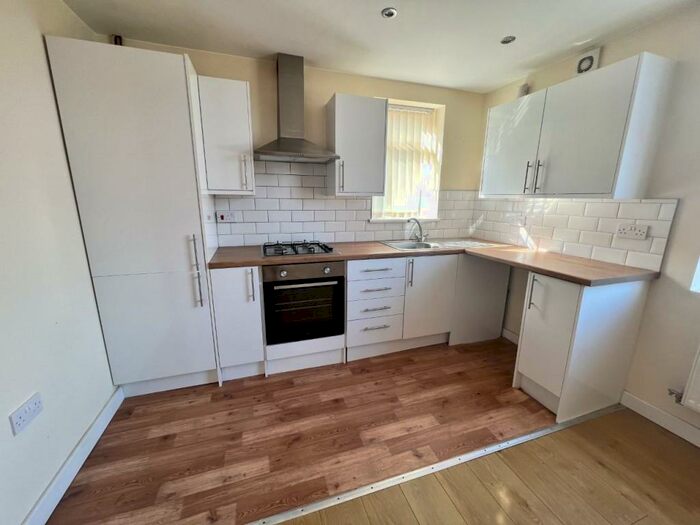 2 Bedroom Flat To Rent In Duke Street, Southport, PR8