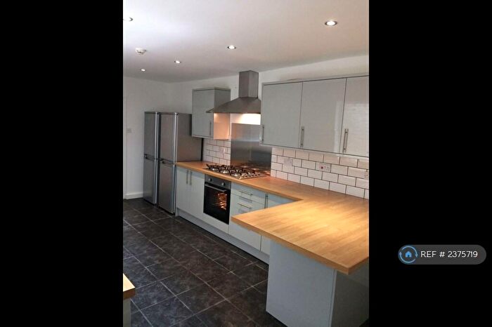 6 Bedroom Terraced House To Rent In King Edward Road, Swansea, SA1