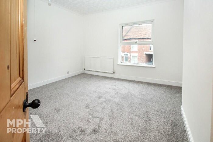 3 Bedroom Terraced House For Sale In Silver Road, Norwich, NR3