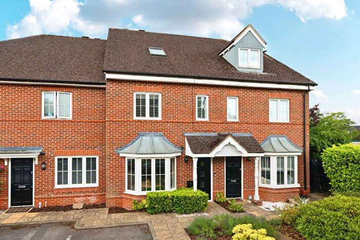 4 Bedroom Terraced House For Sale In Mayfield Mews, Sindlesham, Wokingham, Berkshire, RG41