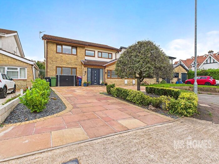 4 Bedroom Detached House For Sale In The Chantry, Llandaff, Cardiff, CF5