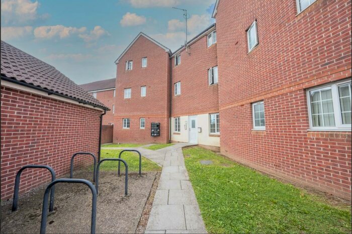 2 Bedroom Flat To Rent In Harrison Drive, CF3
