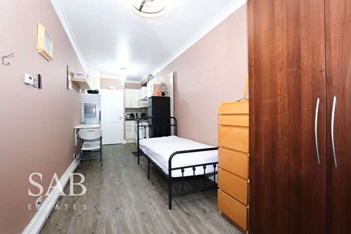 1 Bedroom Studio To Rent In Lady Margaret Road, Southall, UB1