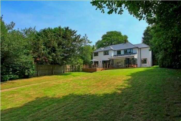 5 Bedroom Detached House To Rent In Broadwater Down, Tunbridge Wells, TN2