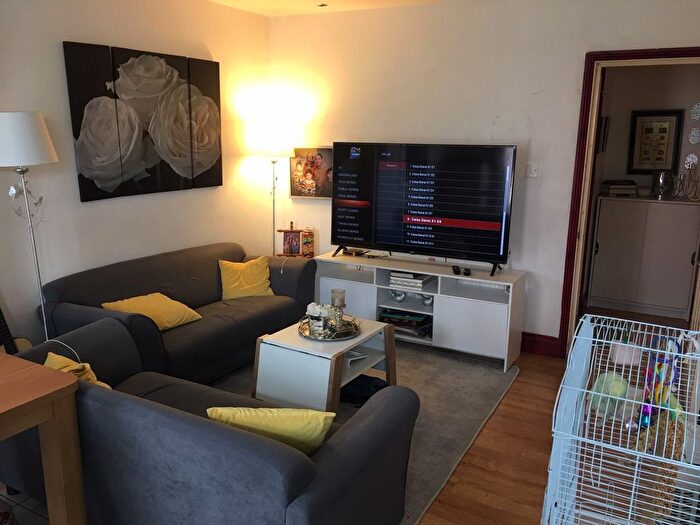 2 Bedroom Maisonette To Rent In Morland Road, Harrow, HA3