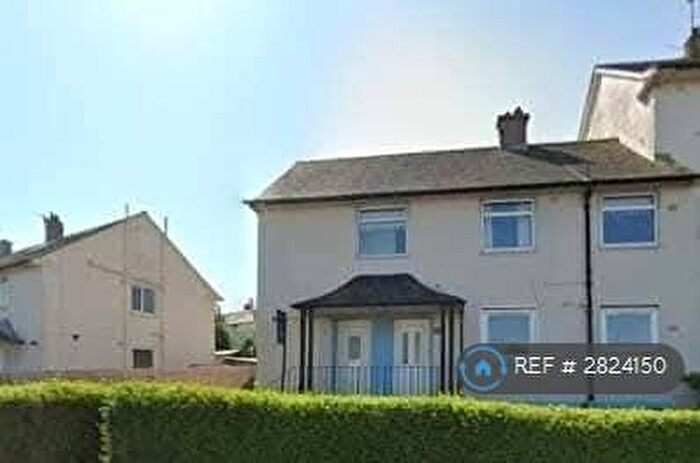 2 Bedroom Flat To Rent In Claverhouse Drive, Edinburgh, EH16