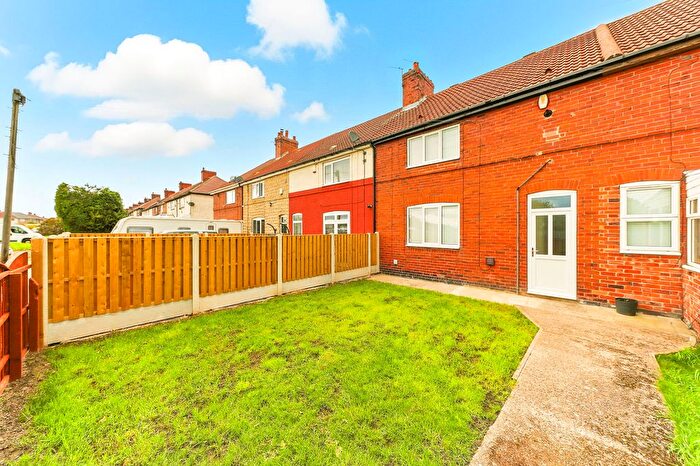 3 Bedroom Terraced House For Sale In Newstead View, Fitzwilliam, WF9