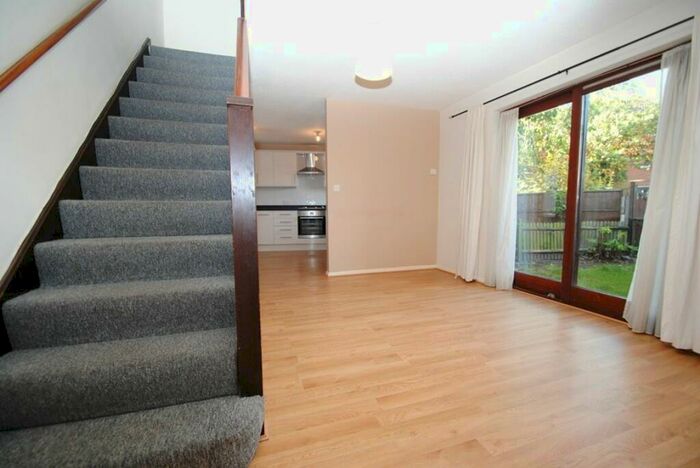 2 Bedroom House To Rent In Surrey Quays, SE16