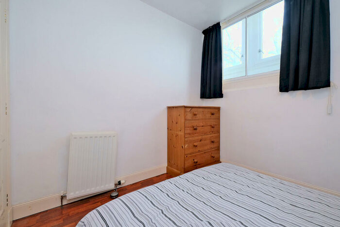 2 Bedroom Flat For Sale In George Street, Aberdeen, AB25