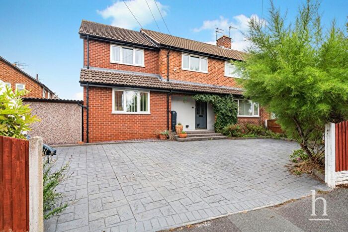 5 Bedroom Semi Detached House For Sale In Dickens Avenue, Prenton, CH43