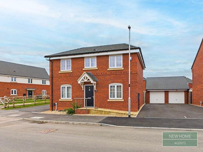 3 Bedroom Detached House For Sale In Archers Way, Desford, LE9