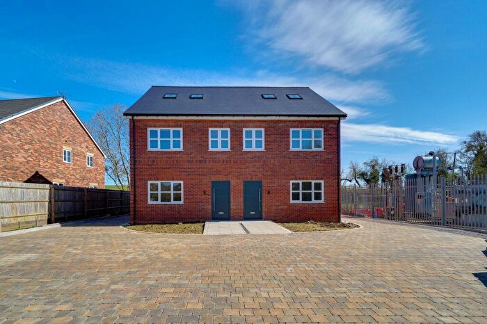 4 Bedroom Property To Rent In High Street, Brington, PE28