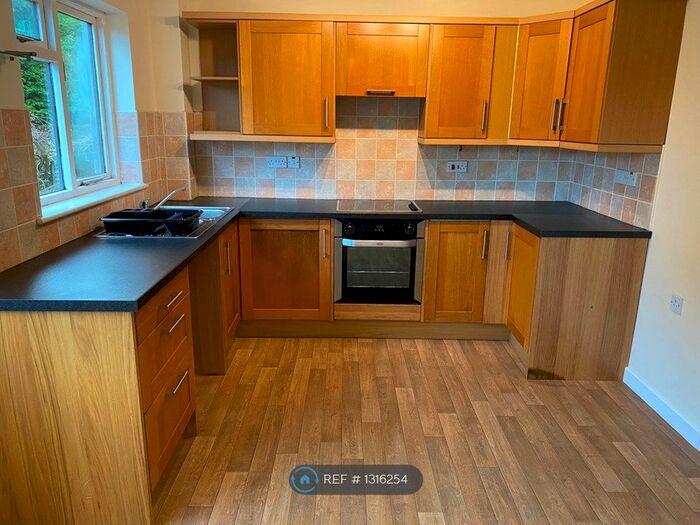 2 Bedroom Semi-Detached House To Rent In Trengrove, Bugle, St. Austell PL26