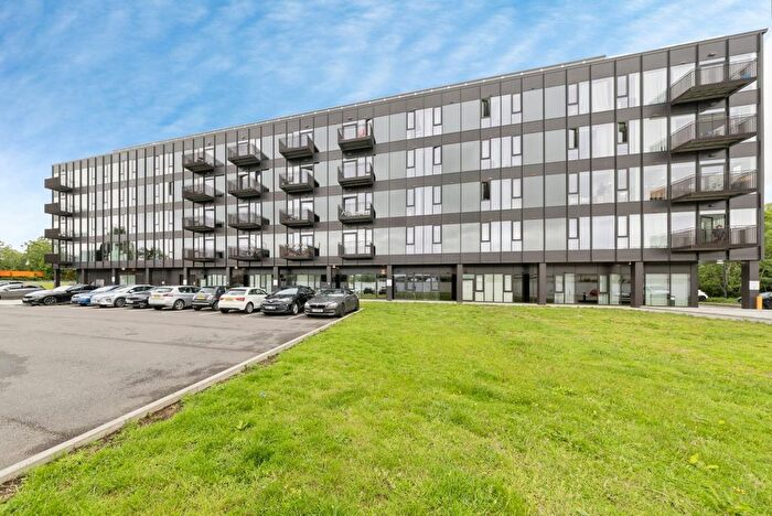 1 Bedroom Flat For Sale In Buckingham Road, Bletchley, Milton Keynes, Buckinghamshire, MK3