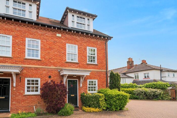 3 Bedroom End Of Terrace House To Rent In Wedgwood Place, Cobham, KT11