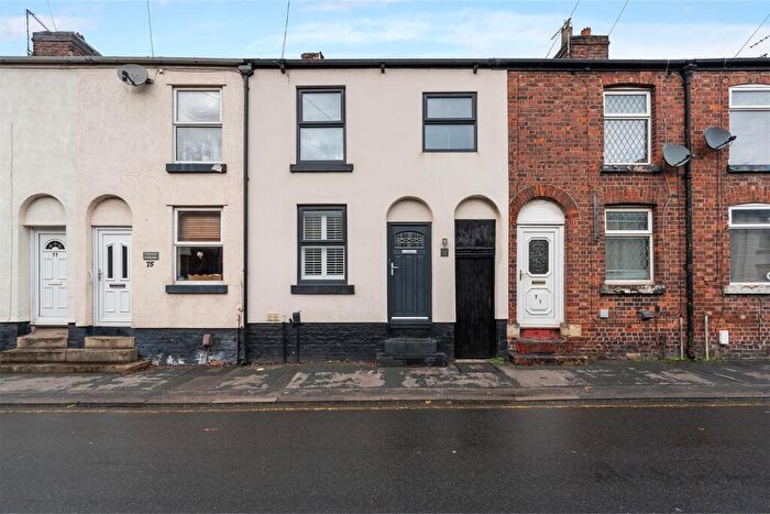 2 Bedroom Terraced House For Sale In Coare Street, Macclesfield, SK10