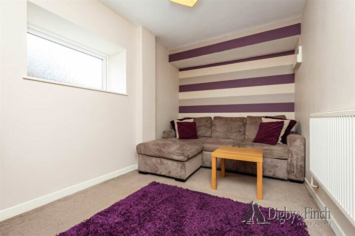 4 Bedroom Detached House For Sale In Vicarage Lane, Radcliffe-On-Trent, Nottingham, NG12