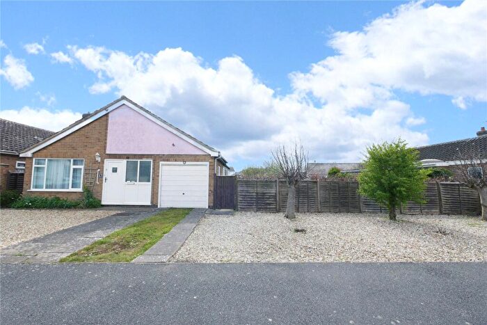 2 Bedroom Bungalow For Sale In Camelot Gardens, Sutton-on-Sea, Mablethorpe, Lincolnshire, LN12