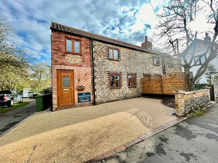 3 Bedroom Semi-Detached House To Rent In Back Lane, Wymondham, Norfolk, NR18