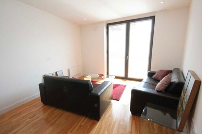 1 Bedroom Flat To Rent In Piccadilly Place, Manchester, M1
