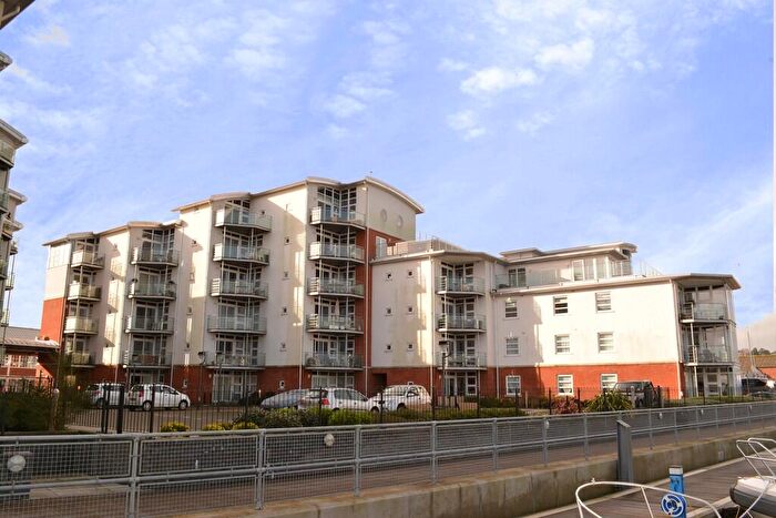 2 Bedroom Apartment To Rent In Marinus Court, Cowes, PO31