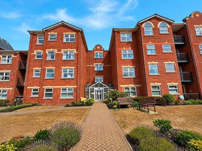 1 Bedroom Flat For Sale In Park Road West, Southport, Merseyside, PR9