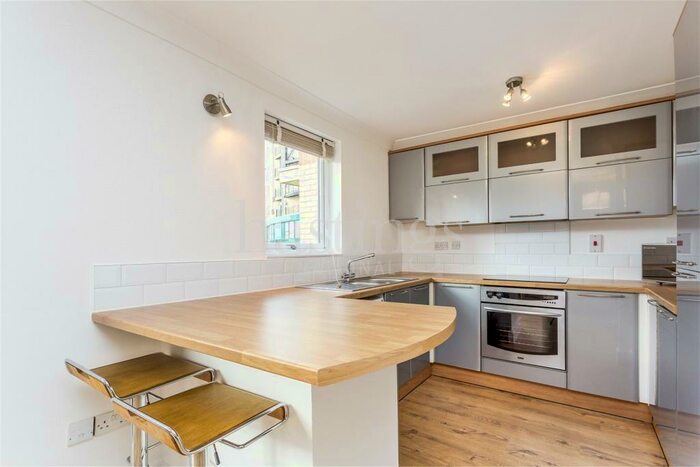 2 Bedroom Apartment To Rent In Surrey House, Rotherhithe Street, London, SE16
