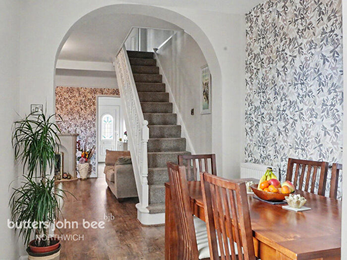 3 Bedroom Semi-Detached House For Sale In Lydyett Lane, Northwich, CW8