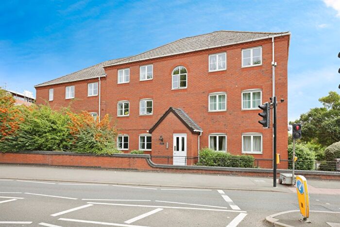 2 Bedroom Flat For Sale In Gas Street, Leamington Spa, CV31