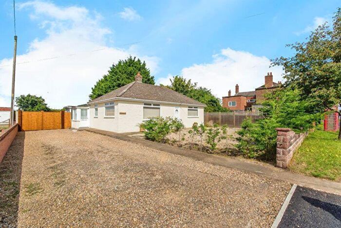 2 Bedroom Detached Bungalow For Sale In Main Road, New Bolingbroke, Boston, PE22