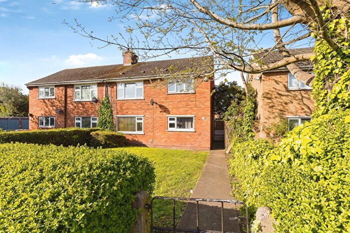 2 Bedroom Flat For Sale In Chirk Close, Chester, Cheshire, CH2