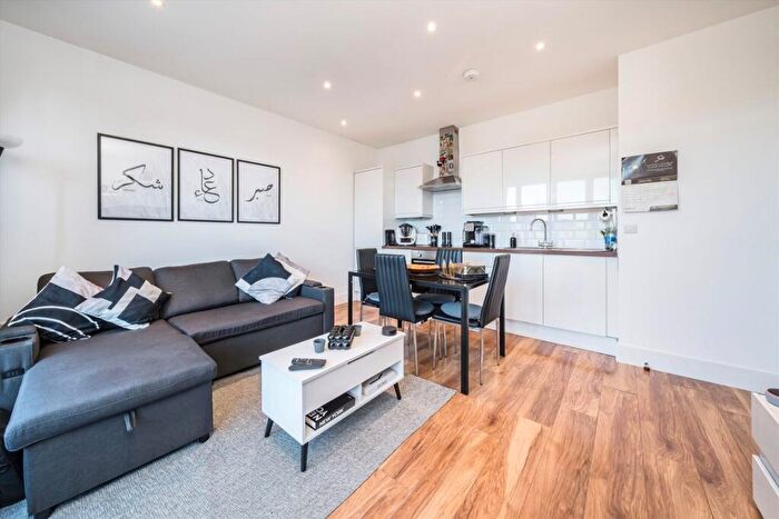 1 Bedroom Flat To Rent In High Street, Harrow, HA3