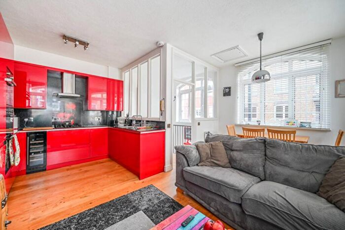 2 Bedroom Terraced House For Sale In Narrow St, Limehouse, London, E14