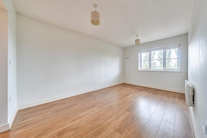 1 Bedroom Apartment For Sale In Cumberland Place, London, SE6